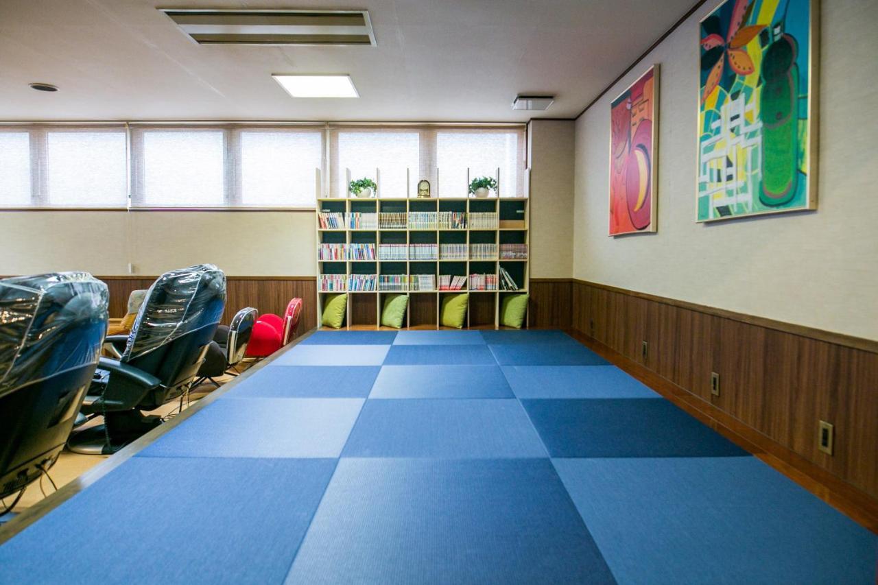 Kaiyutei Hotel Nishio Buitenkant foto